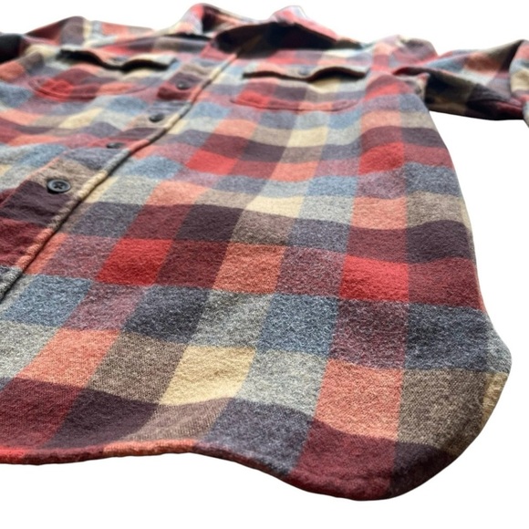 L.L. BEAN Men’s Small Thick Soft Chamois Flannel Shirt Plaid Button Up / Red - Picture 6 of 9